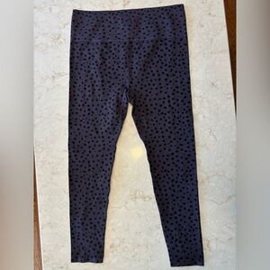 NWOT Zella Purple Spotted Athletic Leggings